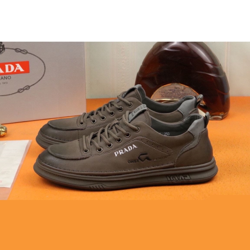 Pra*a casual shoes